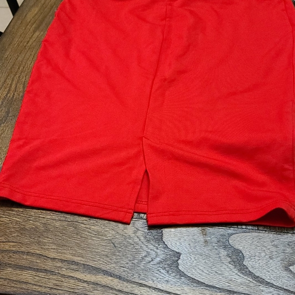 Pencil skirt and top - Picture 5 of 9